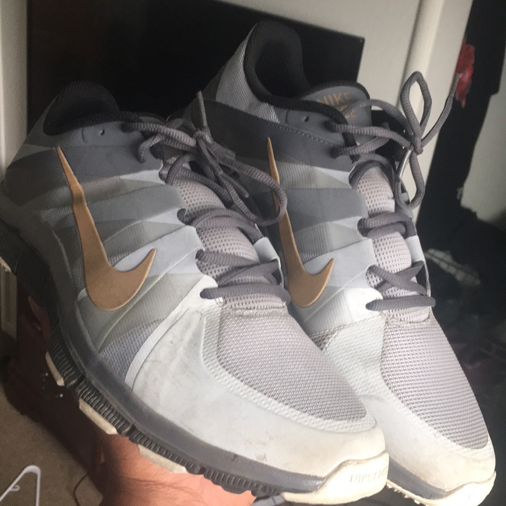 NIKE FREE RUN 5.0.       SZ  14